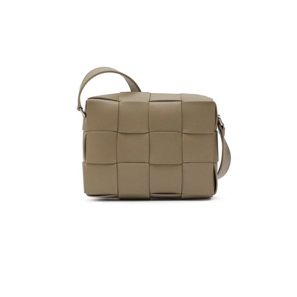 Geeluxury Cassette Camera Bag Taupe SHW