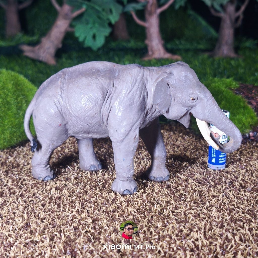 Safari Ltd 2006 asian elephant figure