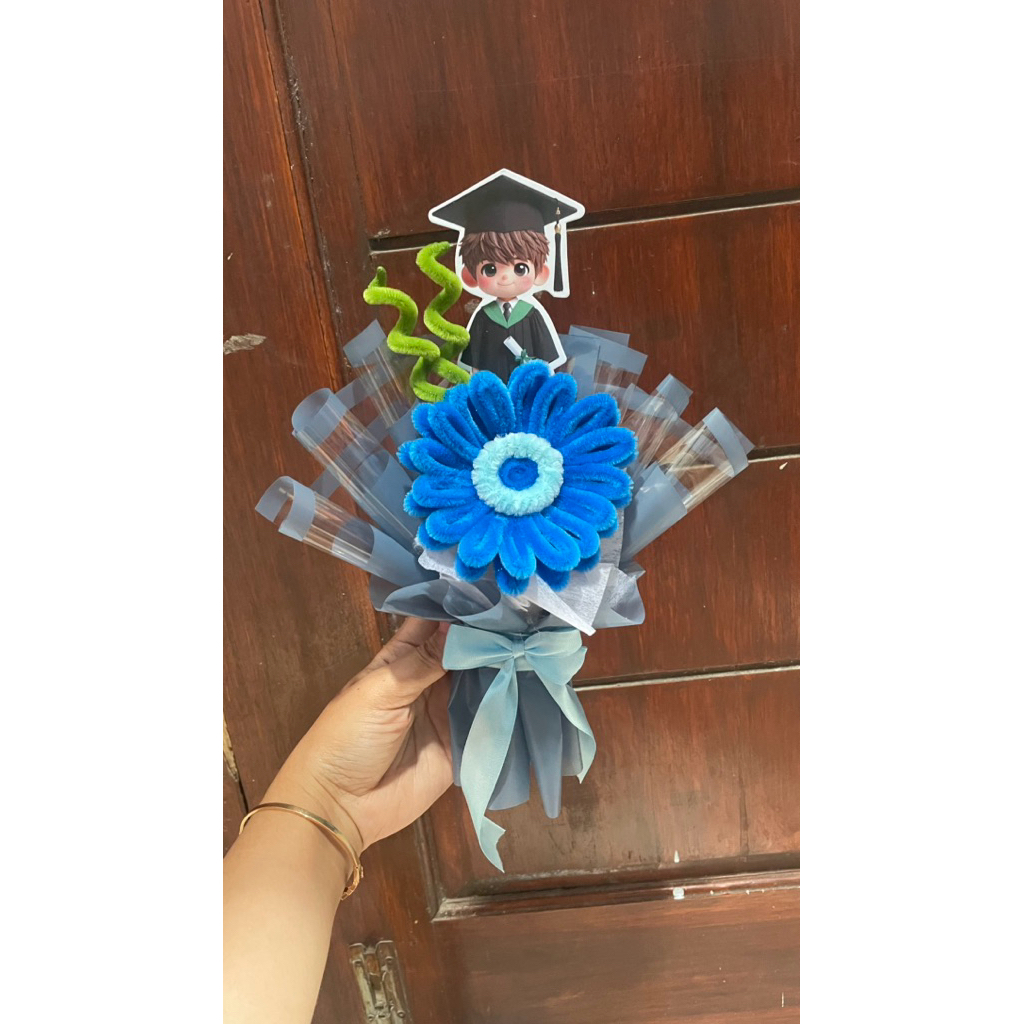 Mini Bouqet wisuda bunga kawat bulu