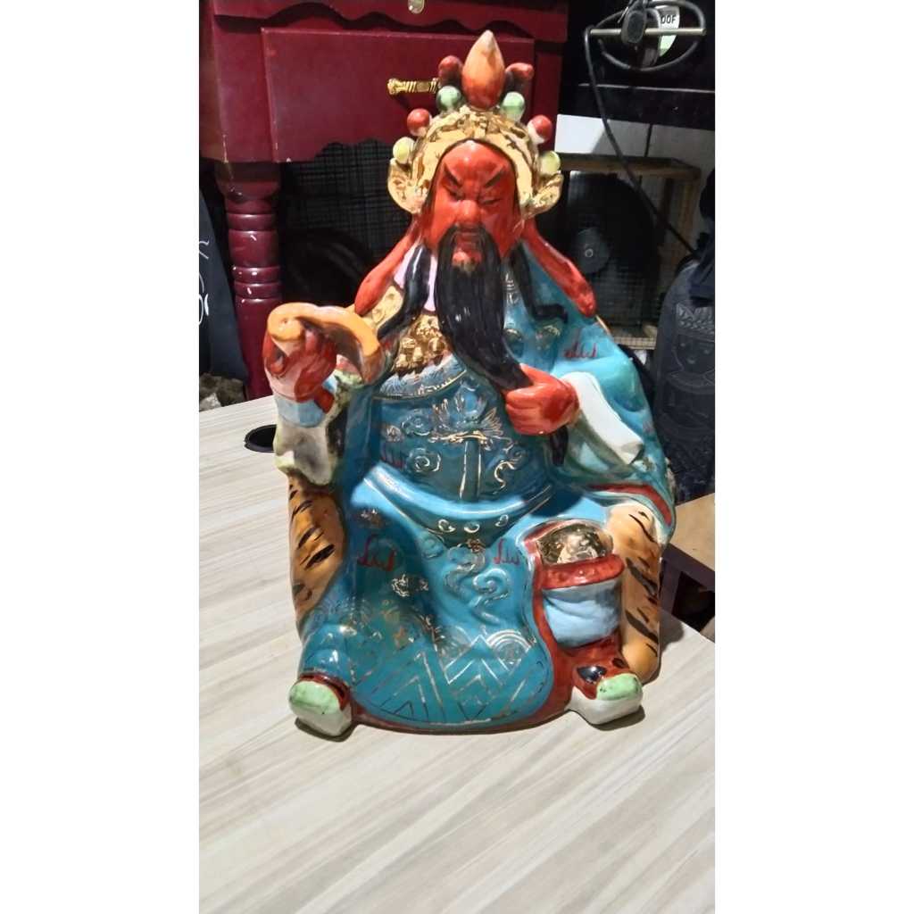 Patung Dewa Kwan Kong Duduk Keramik Biru Kuno Jadul Antik