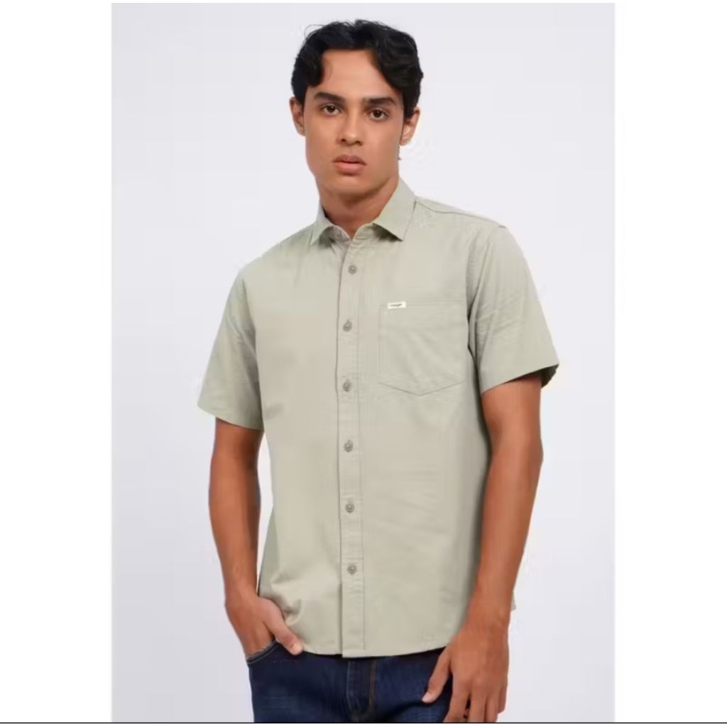 kemeja pendek Wrangler Reguler fit original