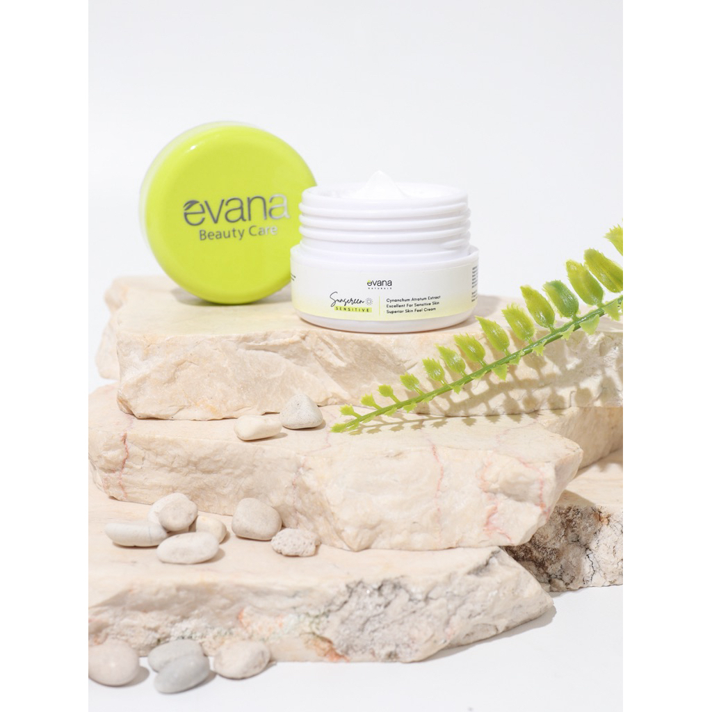 Evana Beauty Care - Normal Sunscreen Lightening With Niacinamide - Cream Pagi Pemutih Melindungi Dar