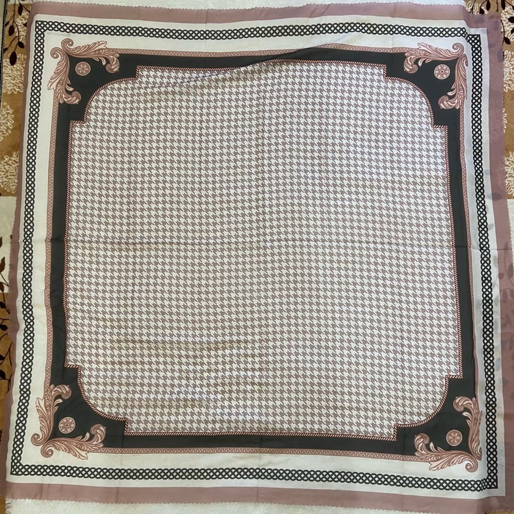PRELOVED SCARF VANILLA HIJAB