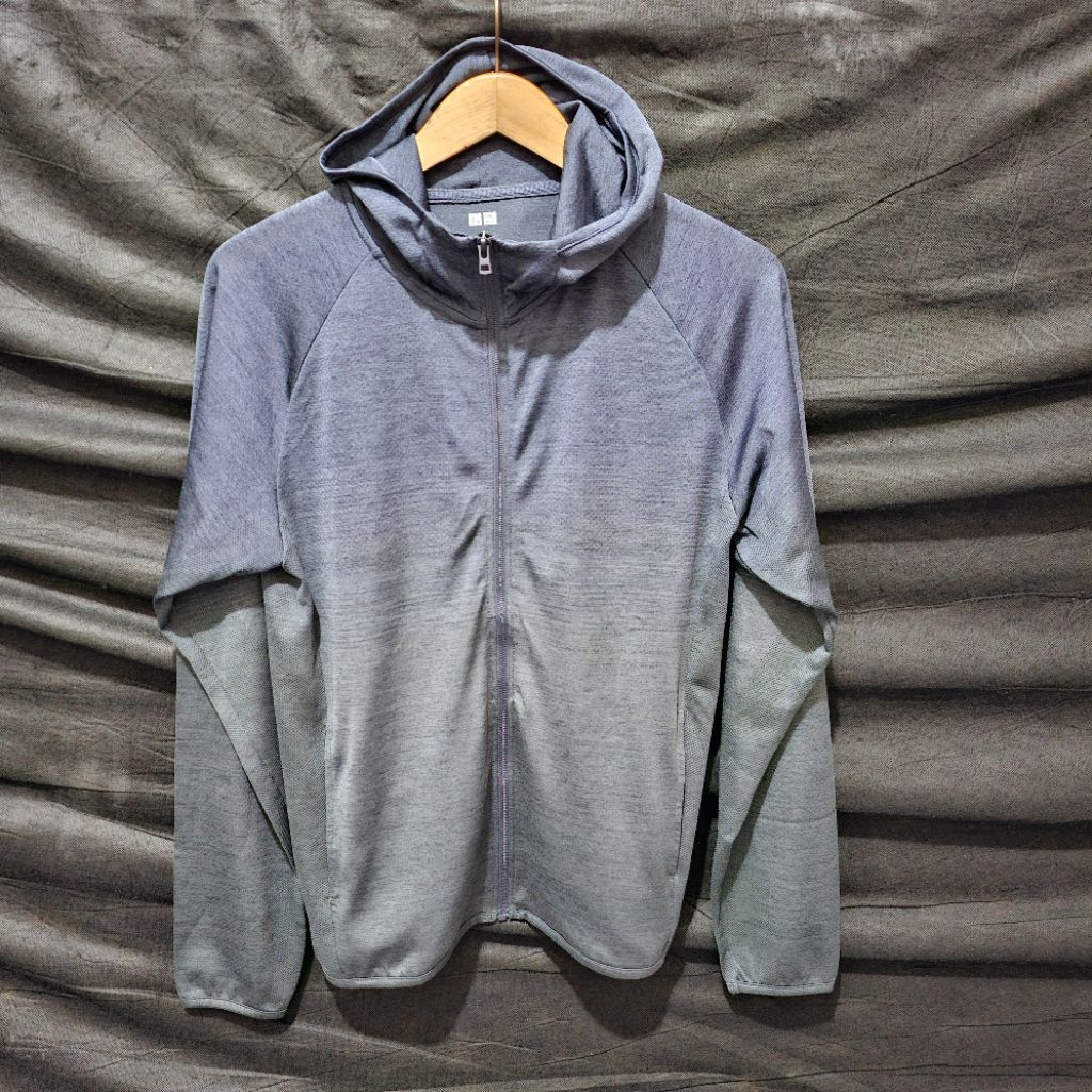 uniqlo airism , uniqlo airism , uniqlo running jacket