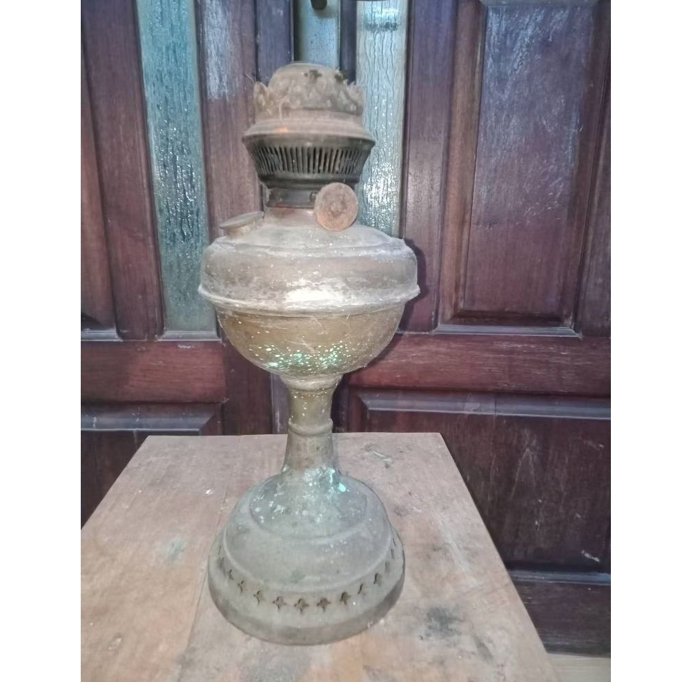 lampu minyak kuningan antik jadul vintage
