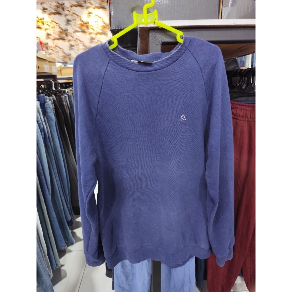 SWEATER AKIII CLASSIC, SWEATER OVERSIZE, SWEATER CASUAL, SWEATER LIFESTYLE