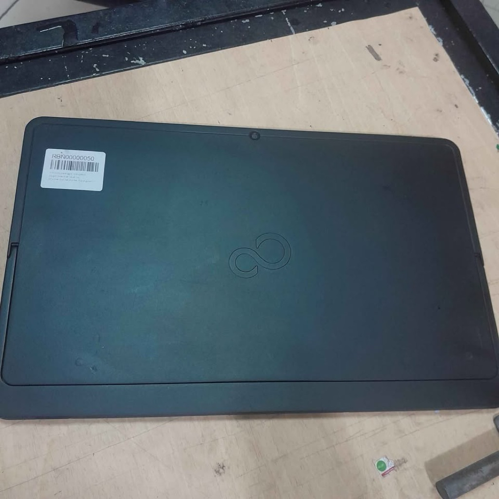 fujitsu r727 tablet pc windows core i3