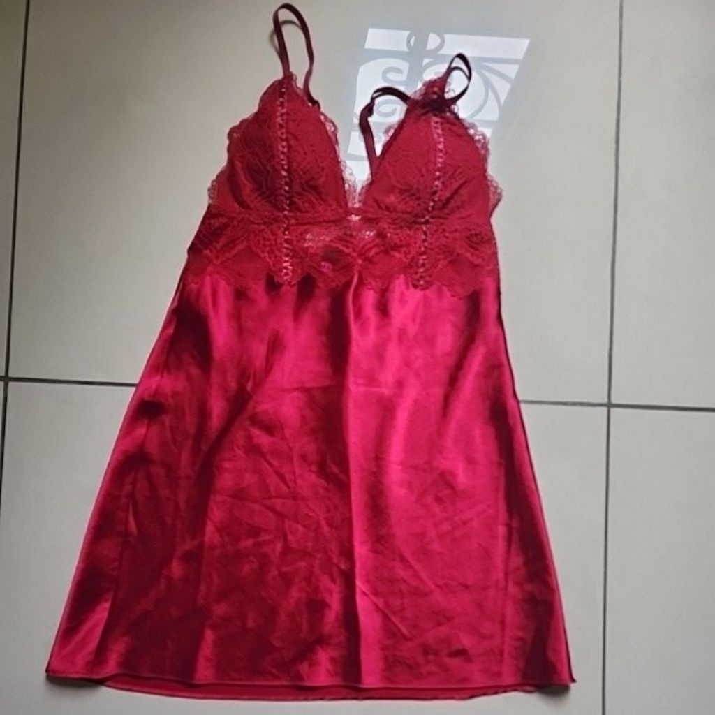 Preloved lingerie la senza original merah size xs bagus