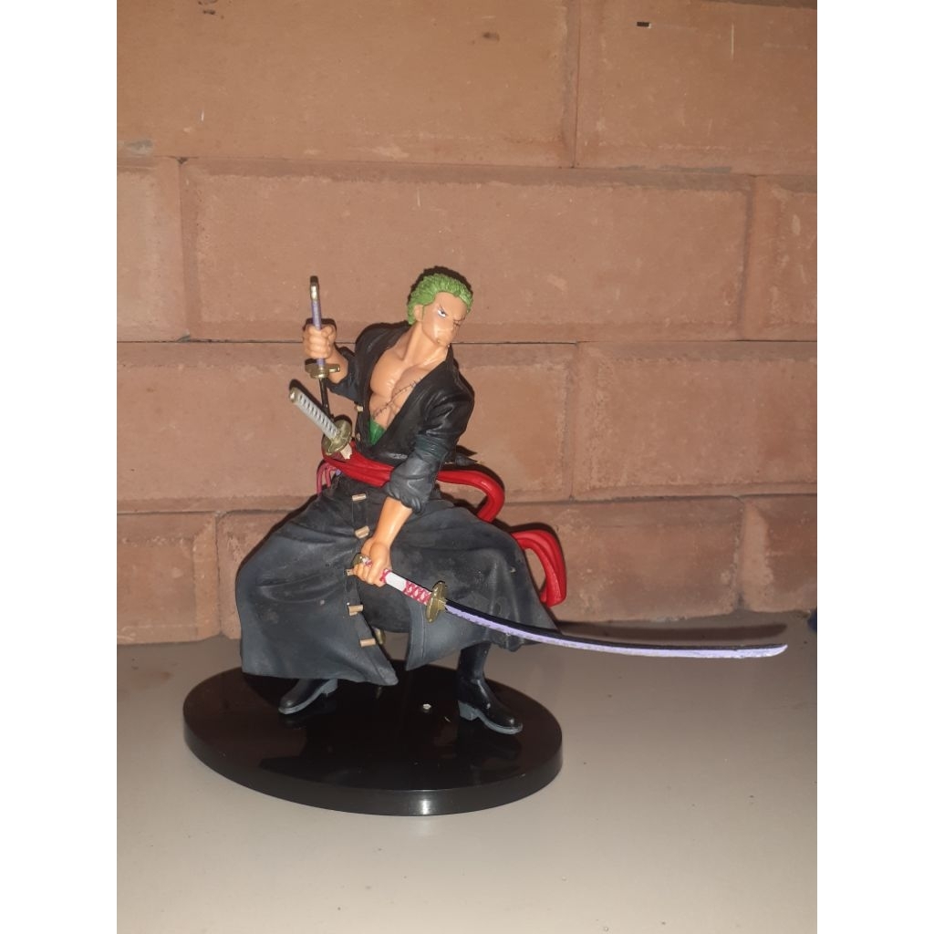 zoro figure
