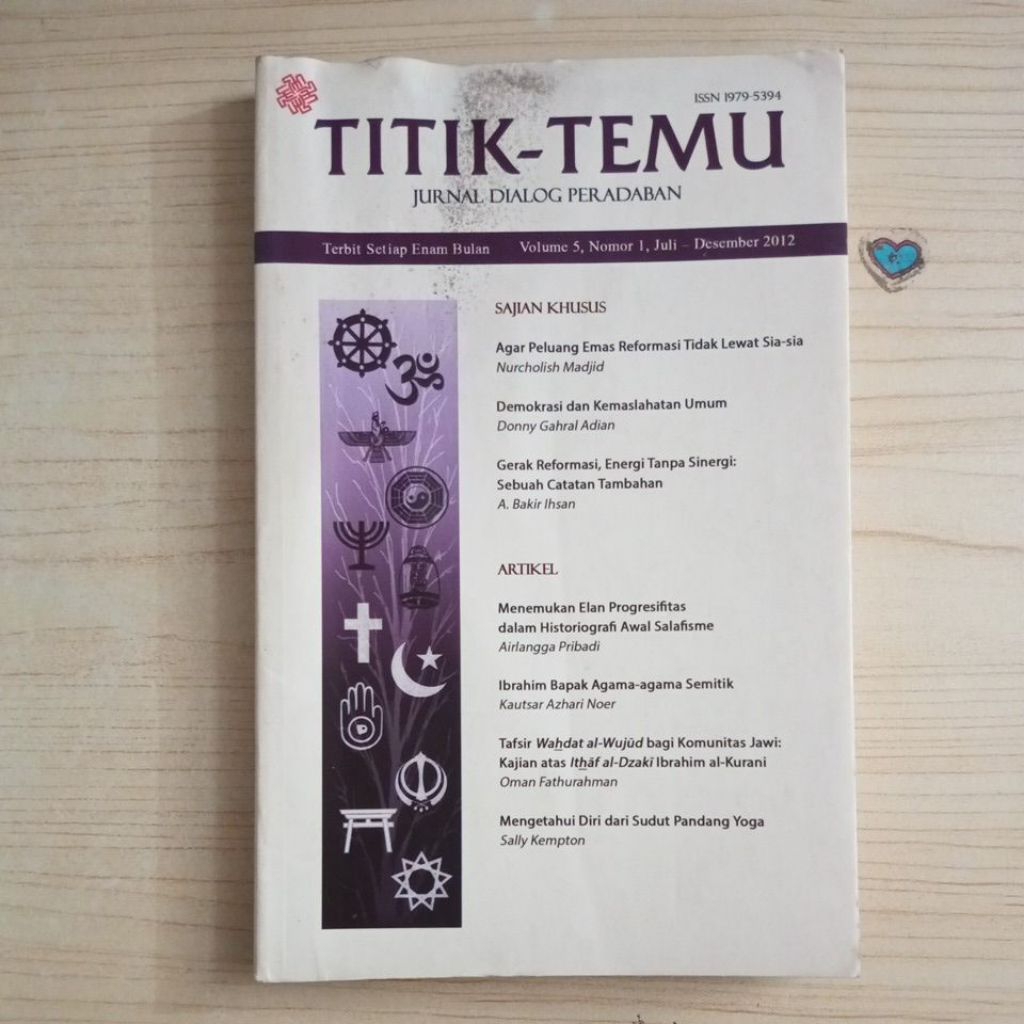 BUKU TITIK TEMU JURNAL DIALOG PERADABAN VOLUME 5 NOMOR 1 JULI DESEMBER 2012