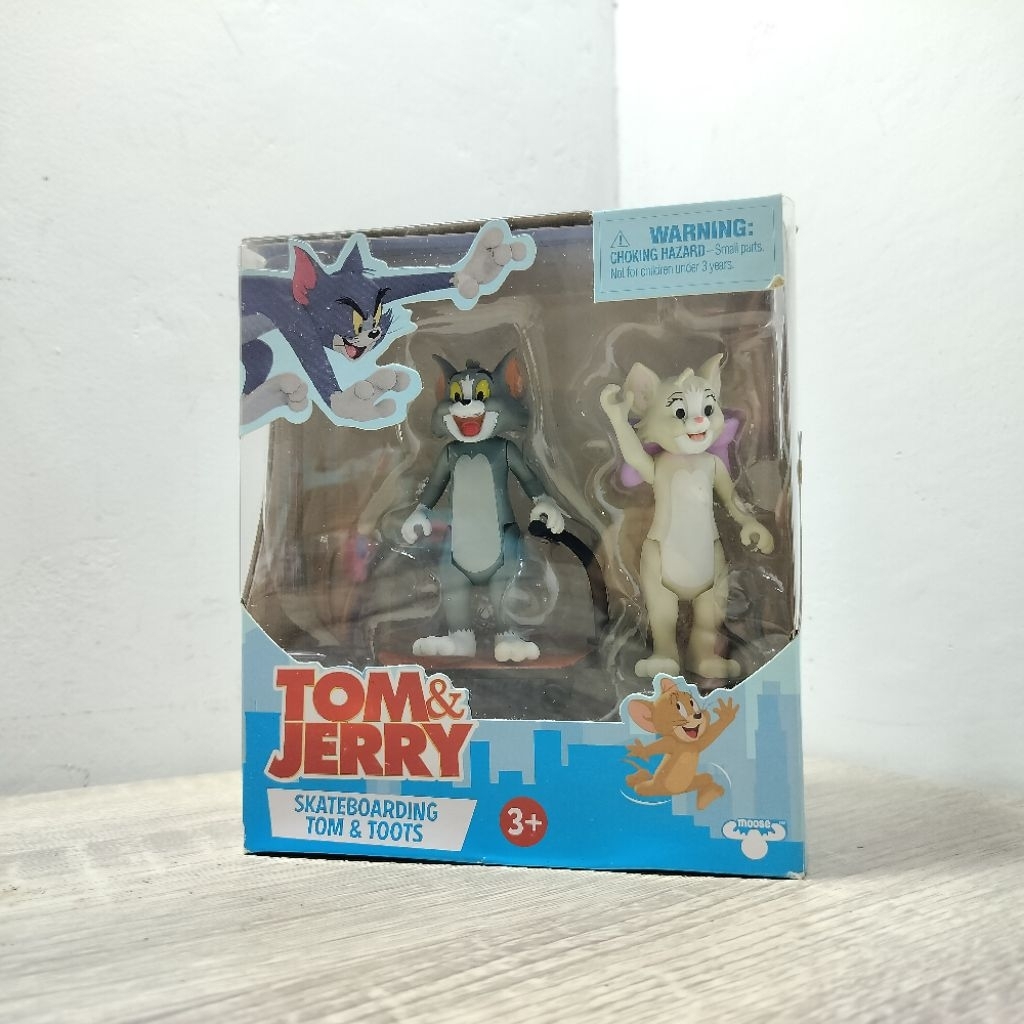 tom and Jerry skateboarding tom & toots figure