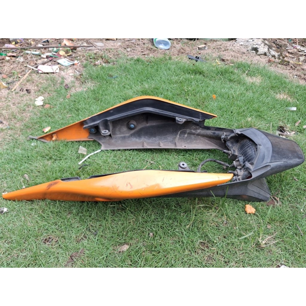 Bodi belakang cbr250 KYJ original copotan