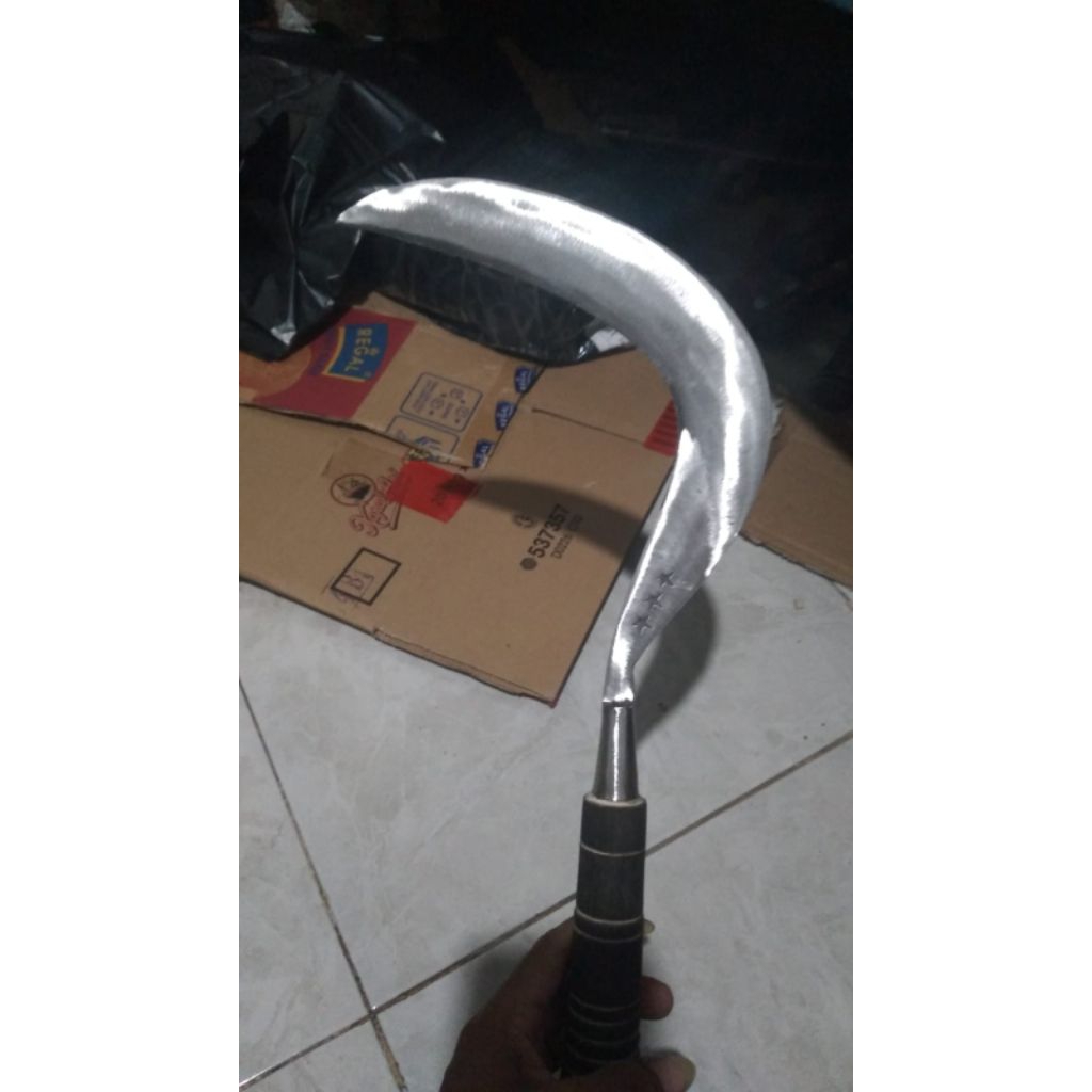 arit Rumput bintang 3 bahan baja