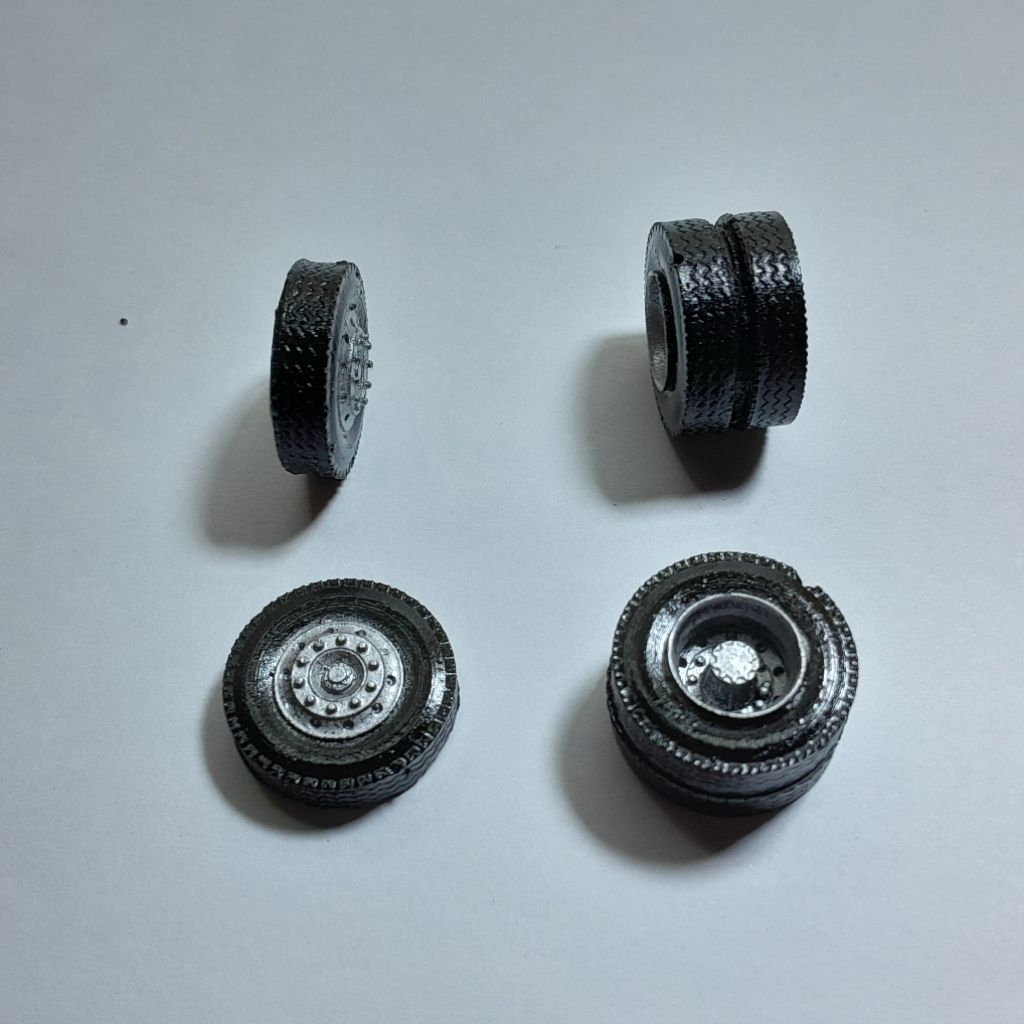 RODA Resin skala 1:64 untuk Miniatur bus