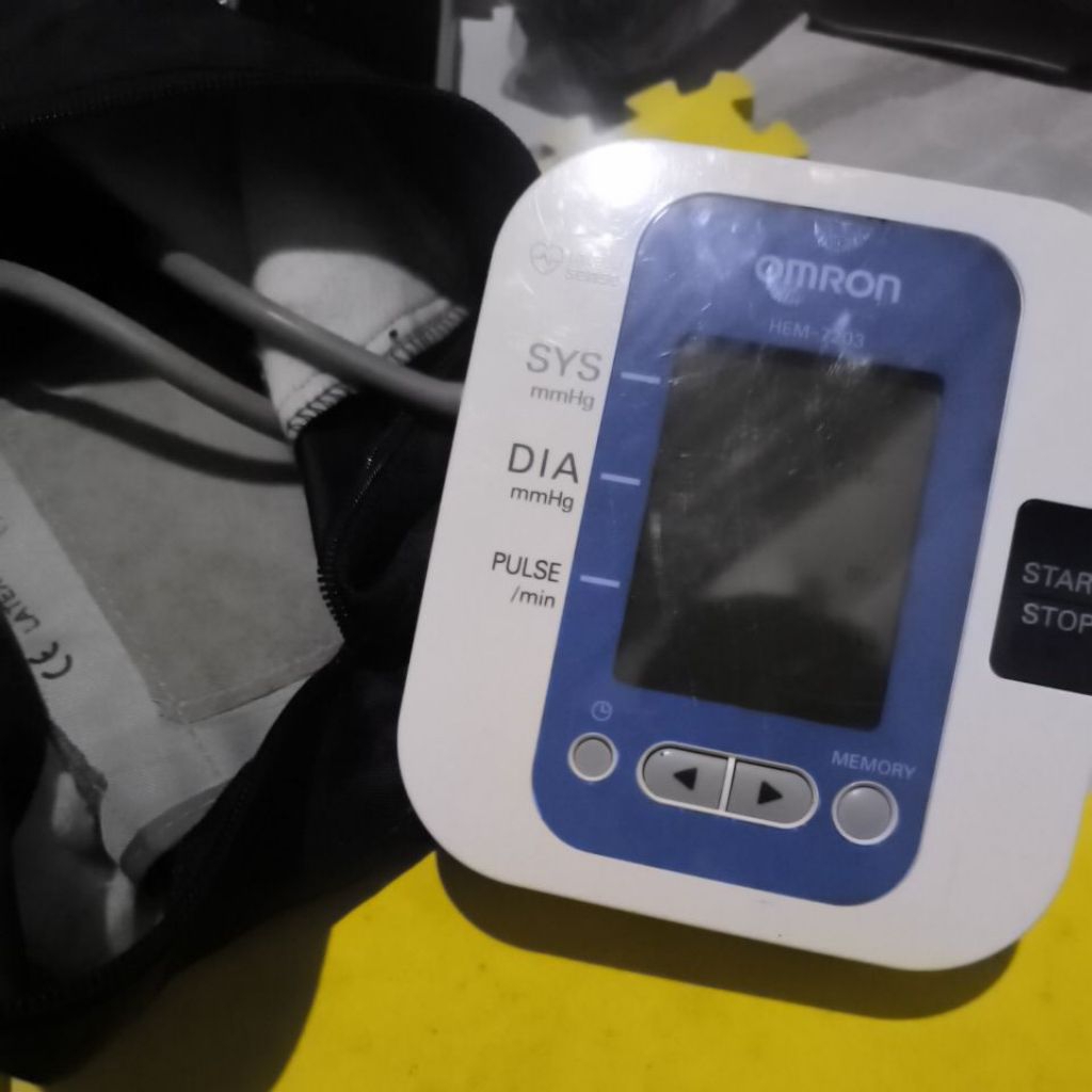 Bekas Tanpa casan Omron alat medis