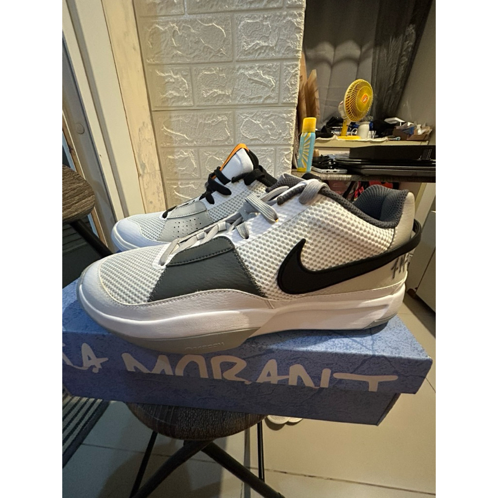 Nike Ja Morant 1 ‘Light Smoke Grey’ BNIB