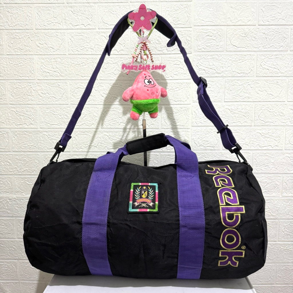 tas travel bag reebok. tas travel bag baju. tas minggat. tas sling kanvas besar. tas duffel preloved
