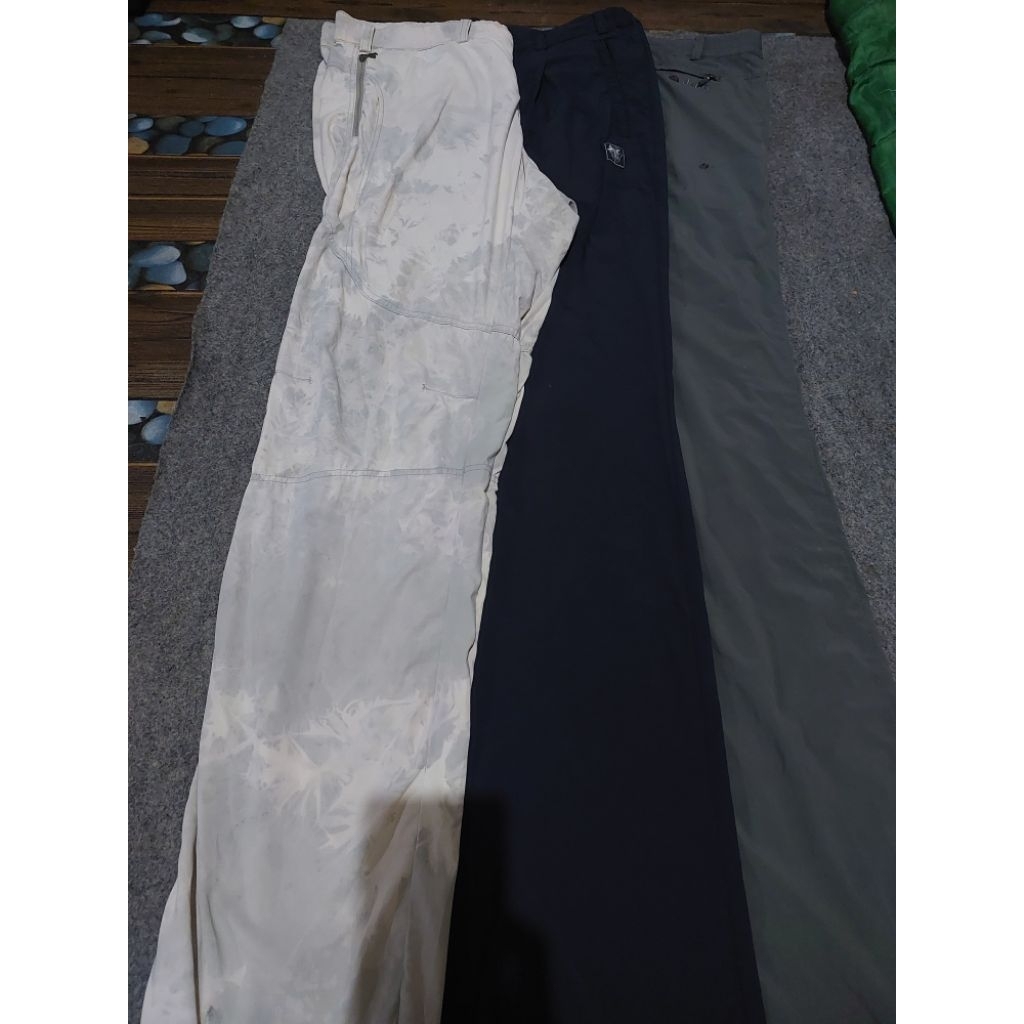 Celana panjang outdoor deuter, blackyak dan lafuma ( ada minus ) free celana k2