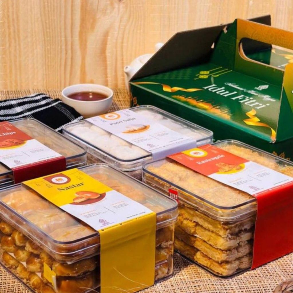 PRAVIA STORE | Hampers Lebaran Mumtaz Premium Paket Idul Fitri Isi 4 Toples Kue Kering Nastar Kasten
