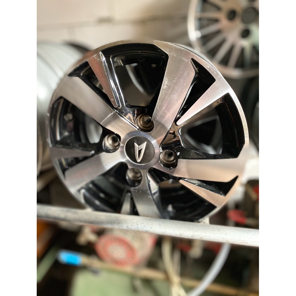 velg oem xenia R14