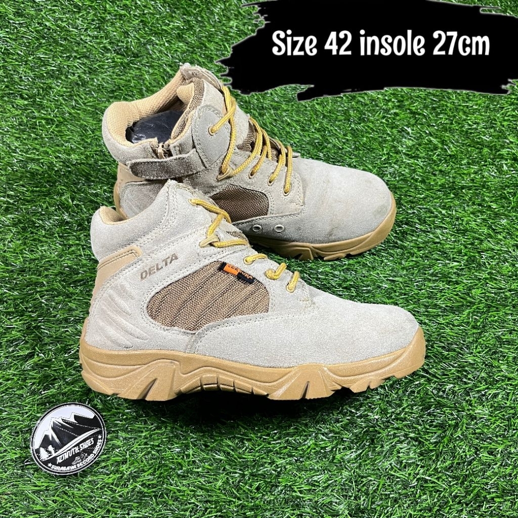 Sepatu Outdoor Gunung Hiking Delta Size 42