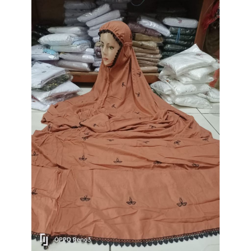 MENYEDIAKAN BERBAGAI MACAM MUKENA BAHAN RAYON PREMIUM