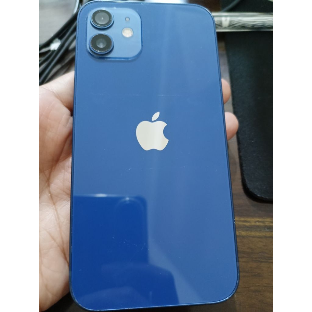 Hp bekas iphone 12