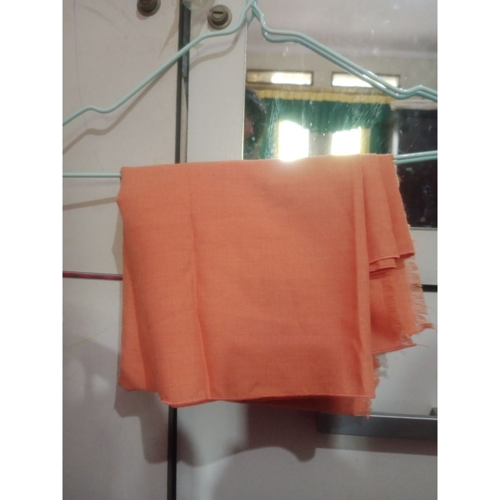 PL Jilbab Segiempat Oren