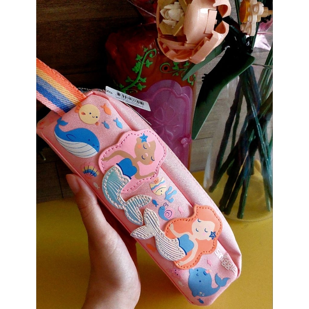Smiggle*ORI Over and Under Teeny Tiny Pencil Case Mermaid