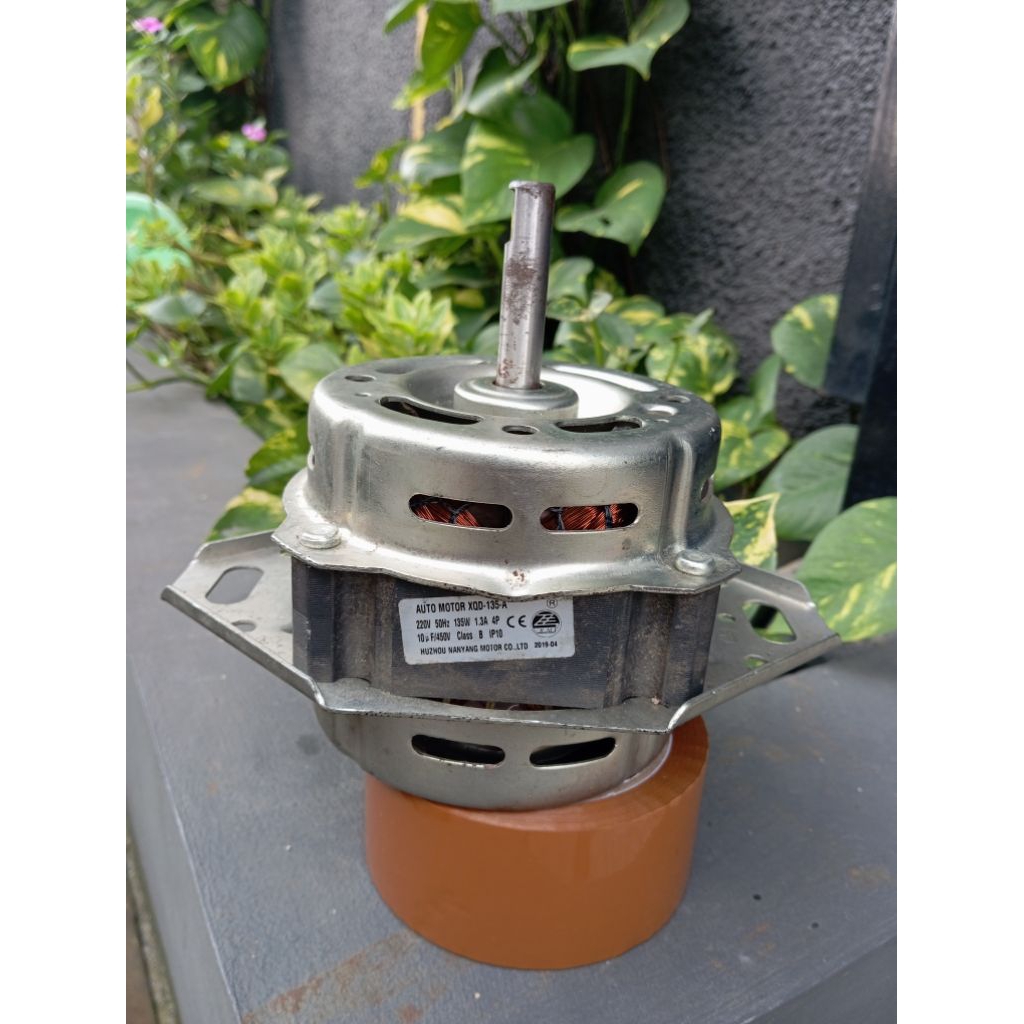 DINAMO WASH  MESIN CUCI 1TABUNG AUTO XQD-135-A