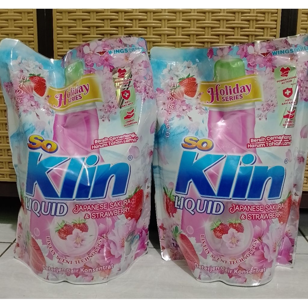 soklin Liquid sakura jumbo 1,65 ml..Per 1 Pouch Detergent cair pencuci  baju
