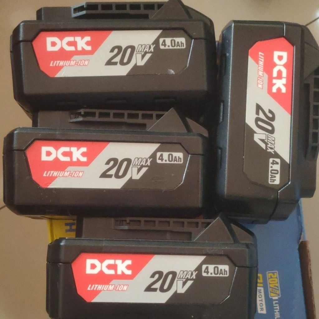BATERAI DCK 4AH ORIGINAL BARU