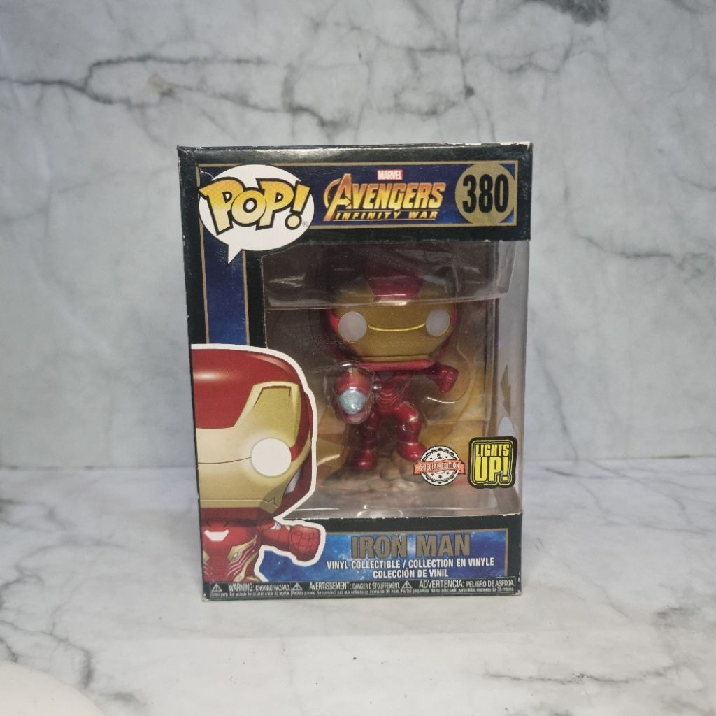 Funko Pop Marvel, Iron Man (Lights up) #380 (damaged)