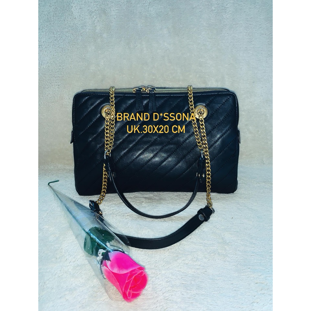 Brand D*ssona Preloved Tas Shoulder kulit wanita 3 ruang