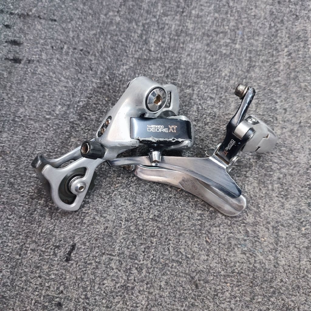 Shimano deore deore XT m735 vintage mtb sepeda gravel commuter touring bike