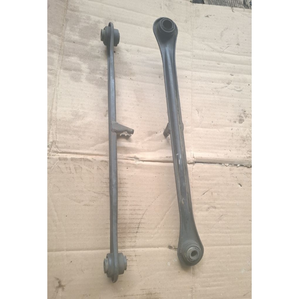 arm suspension trailing arm belakang suzuki esteem suzuki amenity