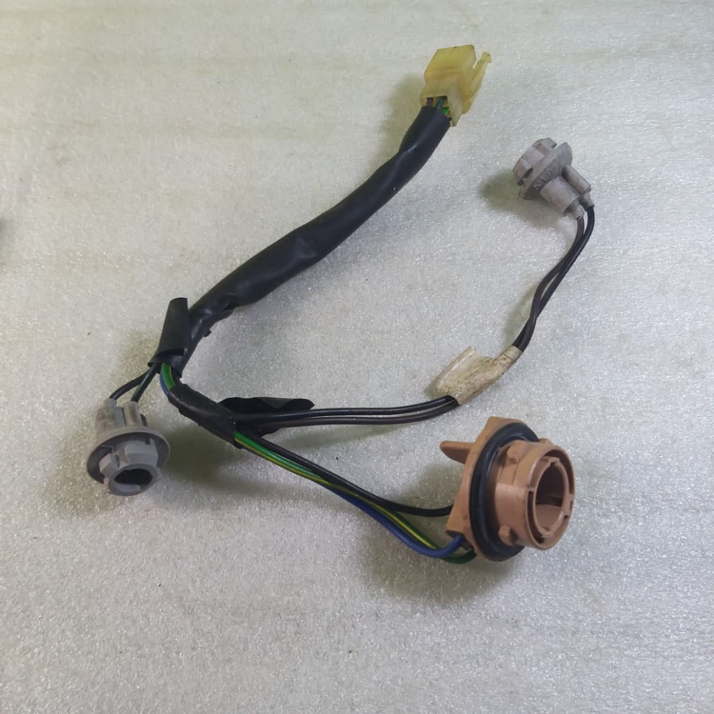 Soket lampu belakang stop sein beat fi esp
