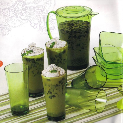 TUPPERWARE SHERLY ELEGANCE PITCHER N GLASS SET (5)