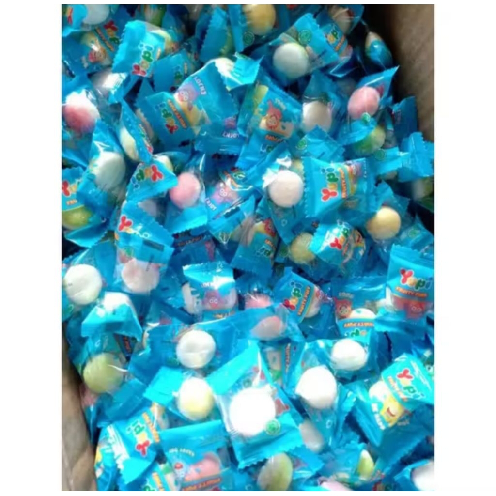 Yupi kiloan murah kemasan plastik / permen yupi fruity puff