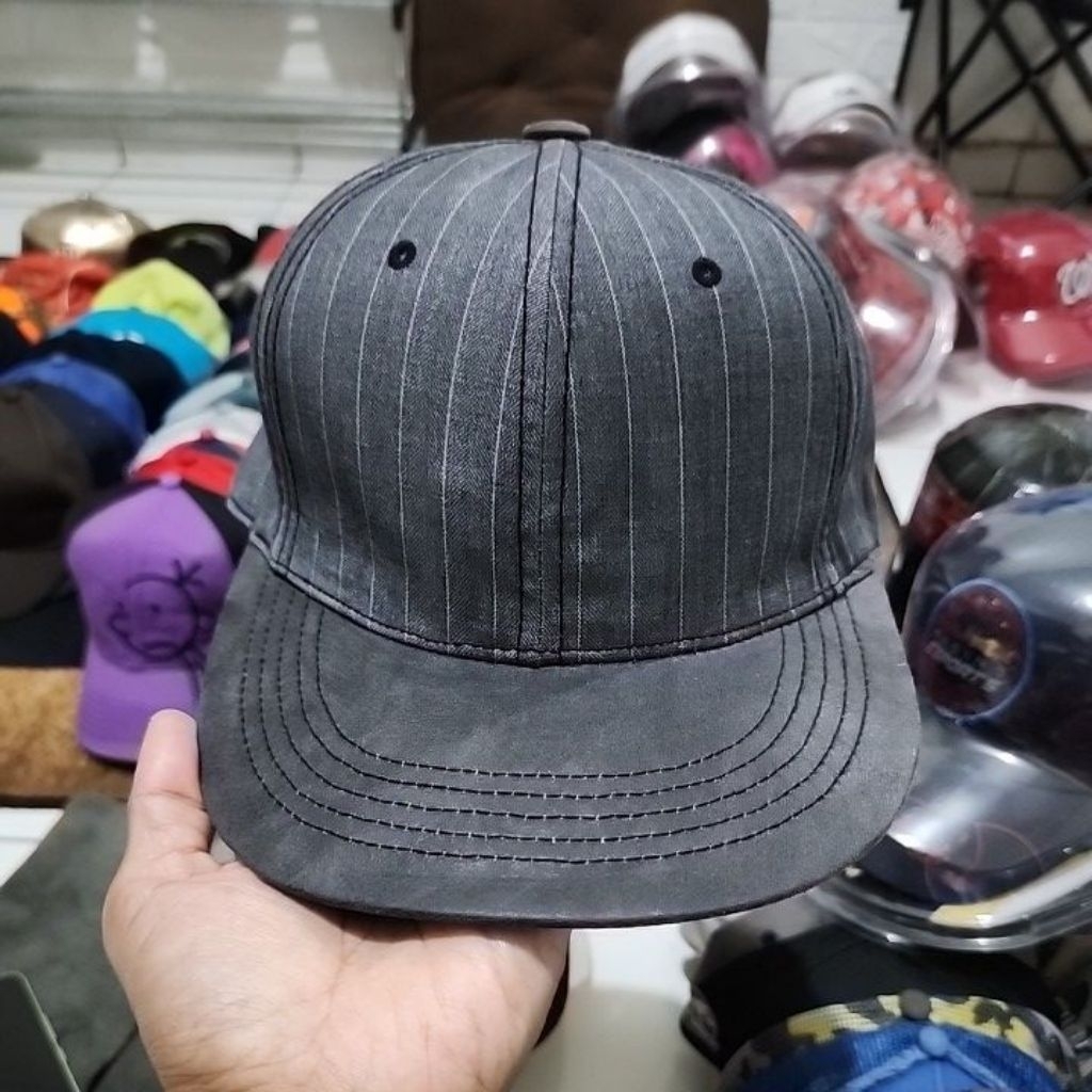 Topi Snapback by Elle Outdoor