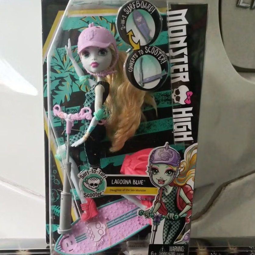 MONSTER HIGH LAGONA BLUE SCOOTER