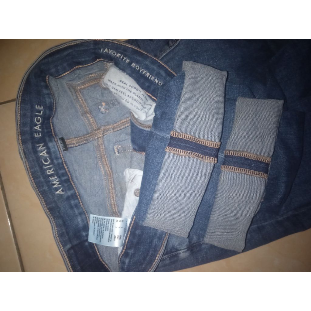 Celana denim salvadge American Eagle