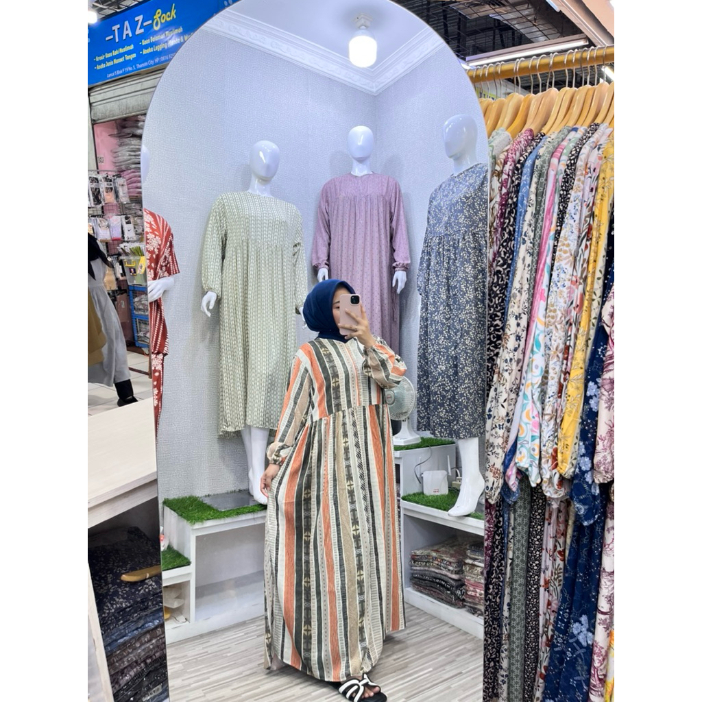 Naura midi dress katun rayon viscose