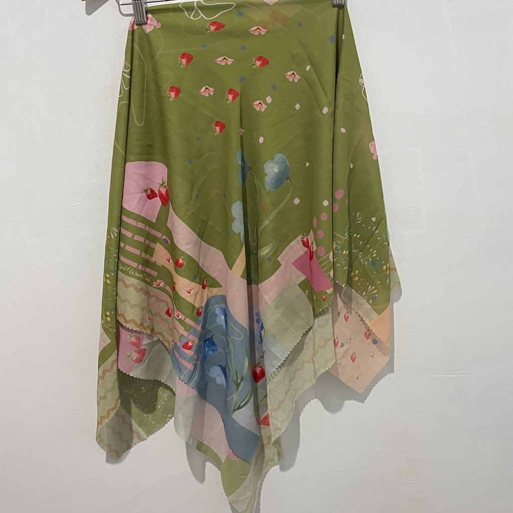 PL ❤️ Hijab Segiempat HWC Hijab Wanita Cantik