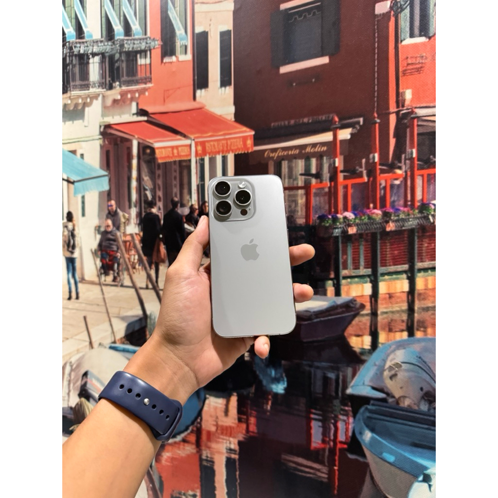 iphone 15 pro 512Gb Natural titanium wifi only