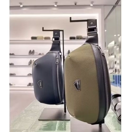 New PEDRO Man Slingbag/Waistbag Original