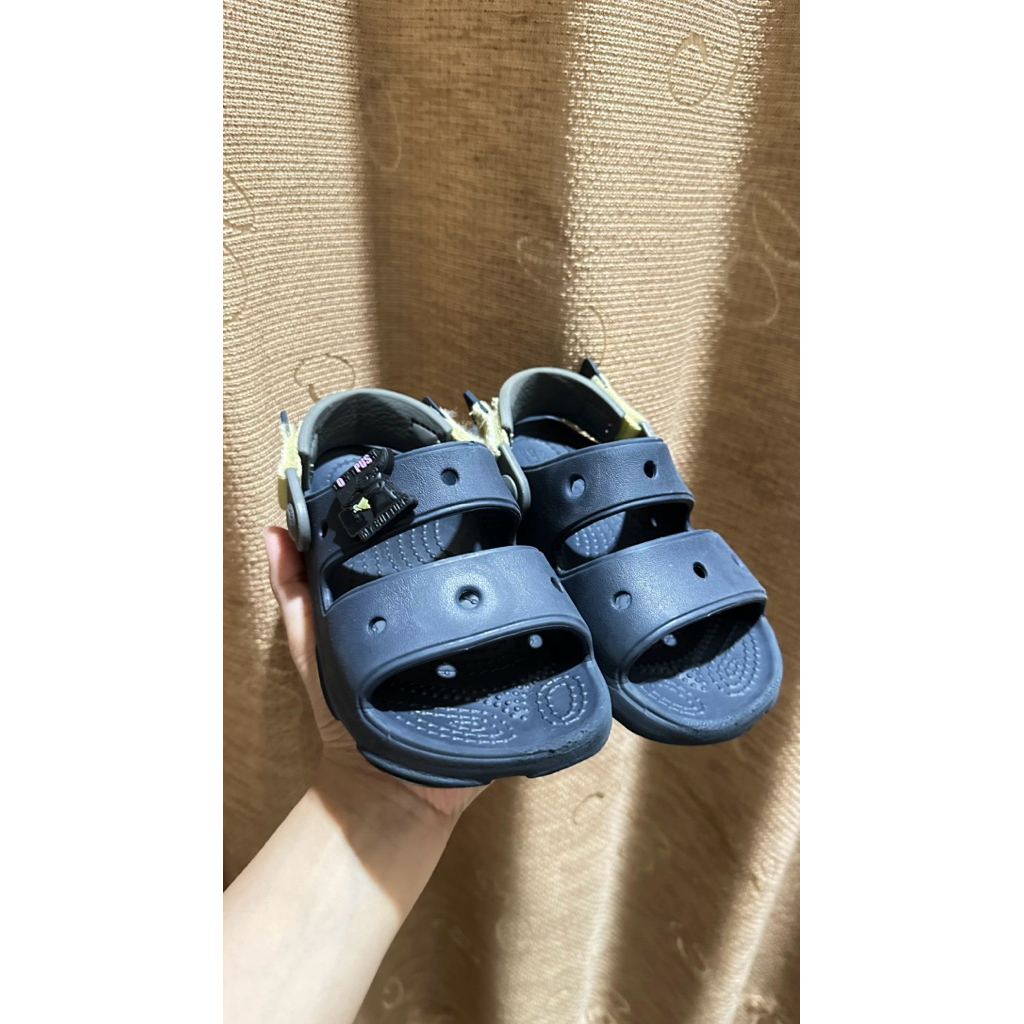 Preloved Sandal Crocs with Jibitz Asli 100%