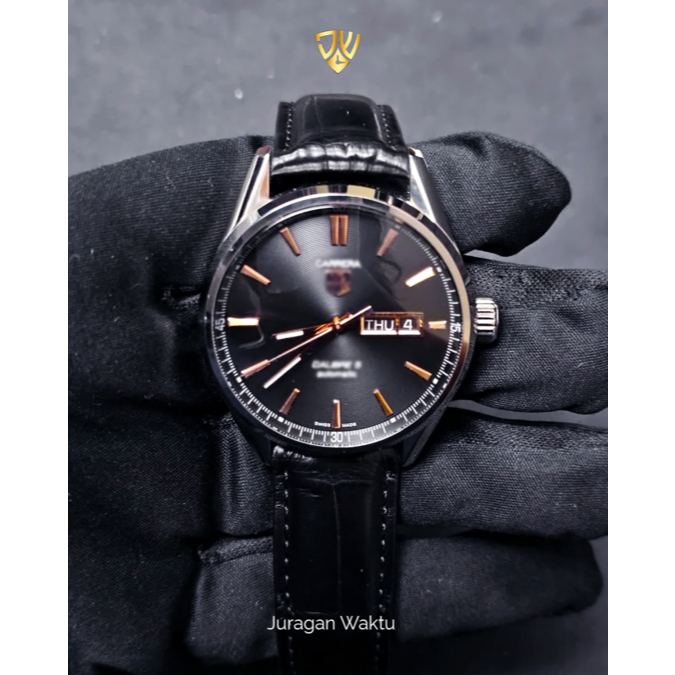 Carrera Heritage Leather Strap – Jam Tangan Pria Classic 39mm | Garansi 3 Bulan