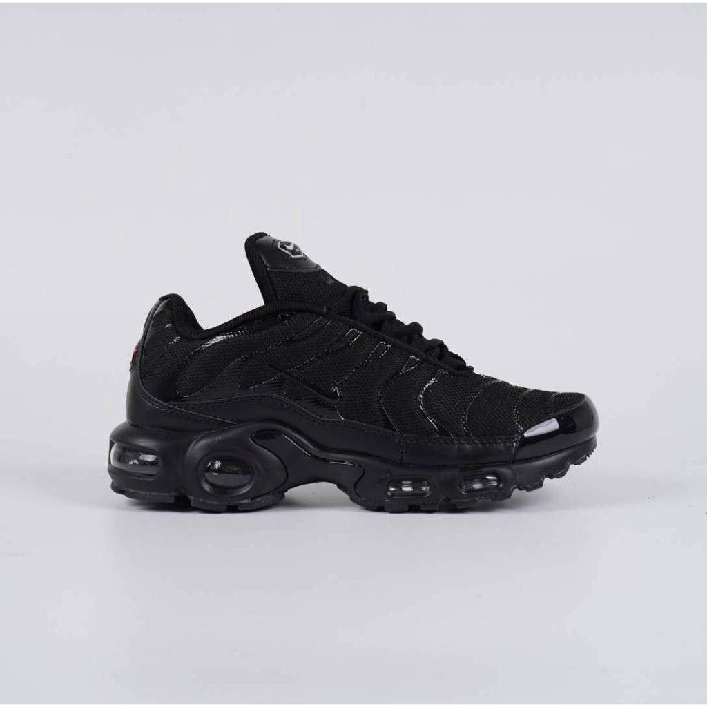 Sepatu Sneaker  AirMax Plus Black
