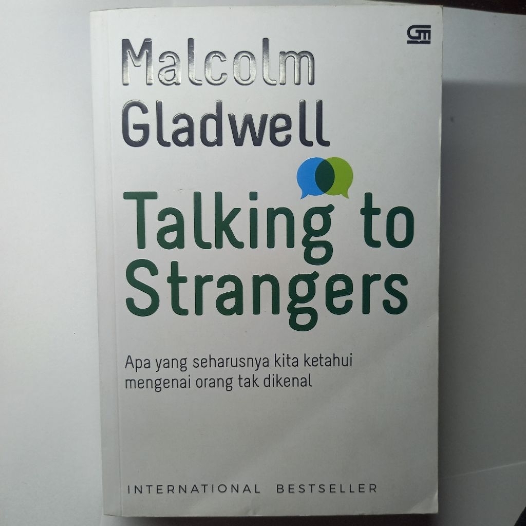 [PRELOVED) TALKING TO STRANGERS